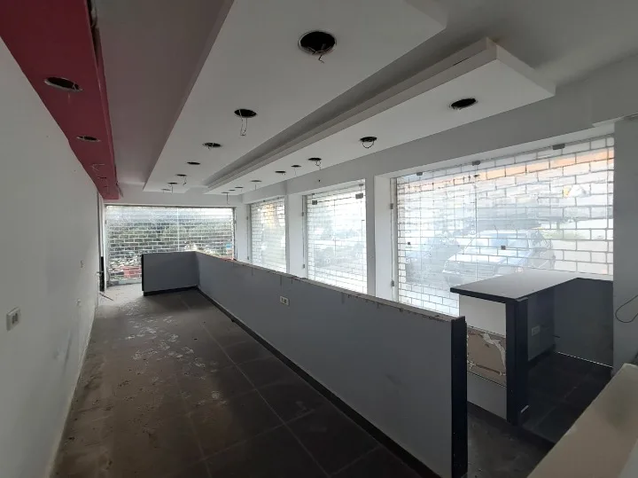 Shop for Sale in Mansourieh