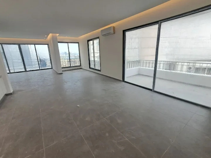 Apartment for Sale in Achrafieh — الصورة 4