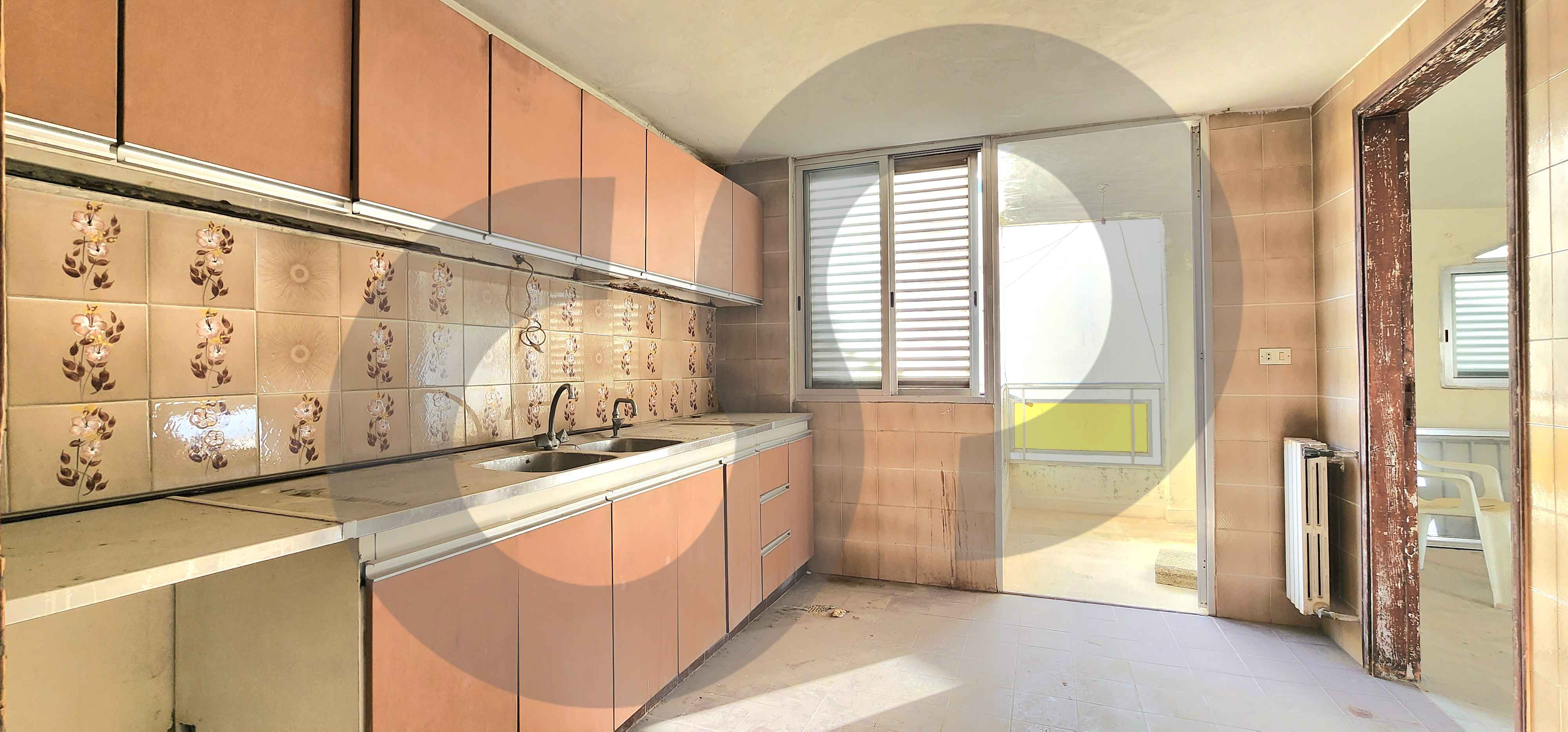 Heating system/Terrace/Beit El Chaar /Parking — الصورة 3