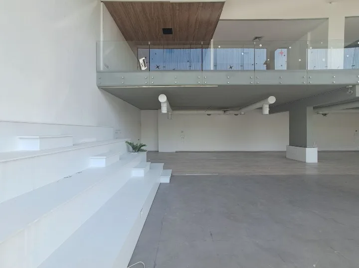 Showroom for Rent in Mansourieh