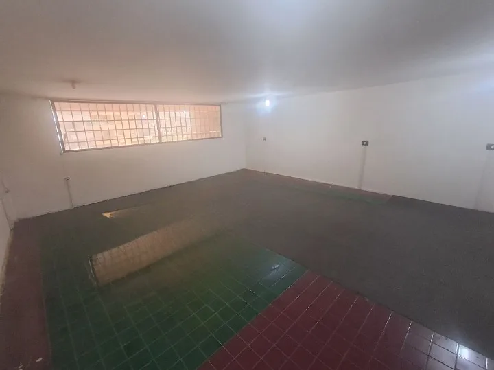 Shop for Rent in Mansourieh — الصورة 5