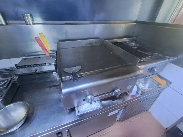 Restaurant for Rent in Sin El Fil — الصورة 4