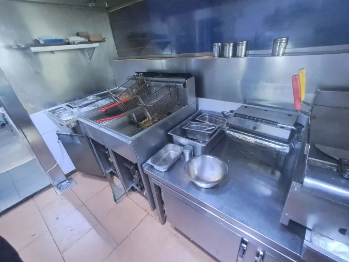Restaurant for Rent in Sin El Fil — الصورة 5