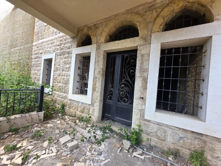 Residential Building for Sale in Ayroun — الصورة 3