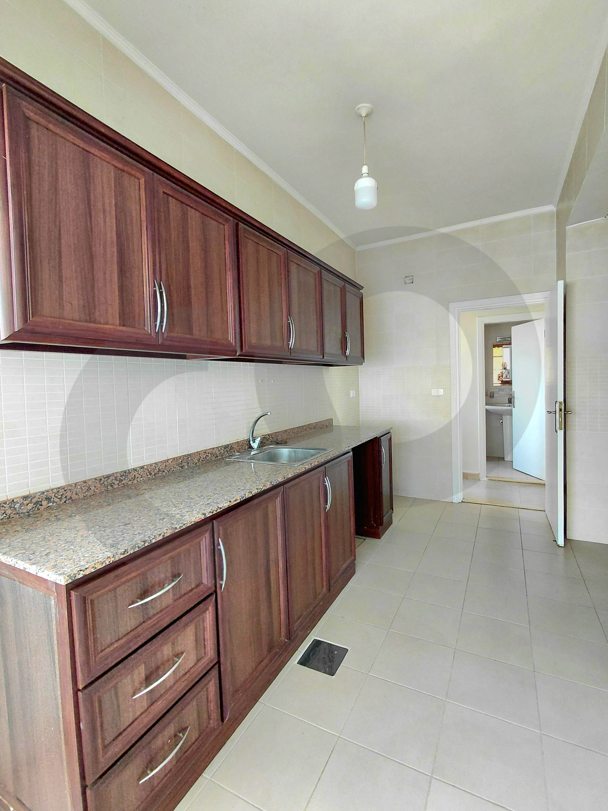 An apartment in sed el baouchrieh area, new building — الصورة 3
