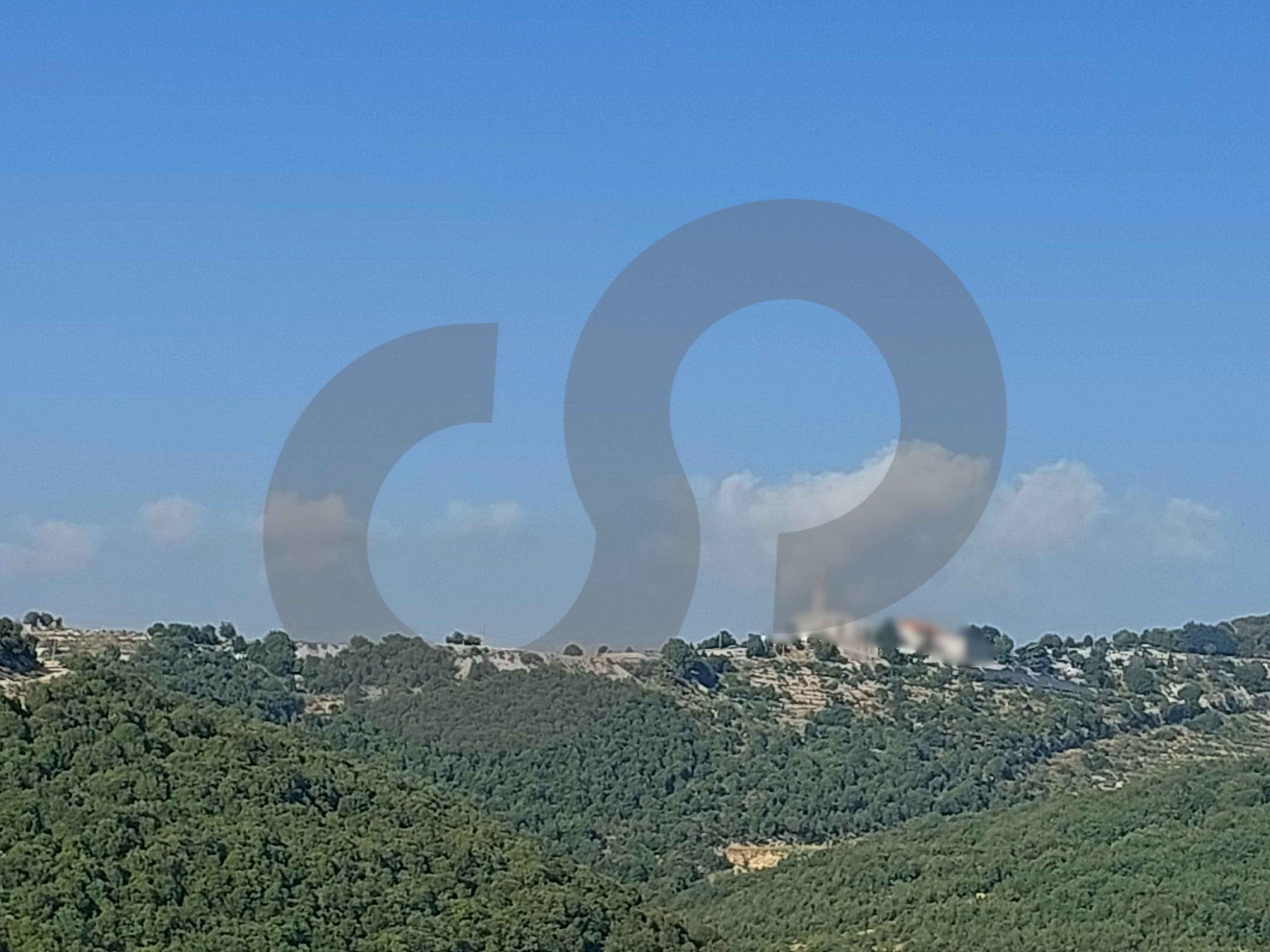 PEACEFUL TOWN OF AANNAYA,JBEIL /, mountains and the sea view — الصورة 2