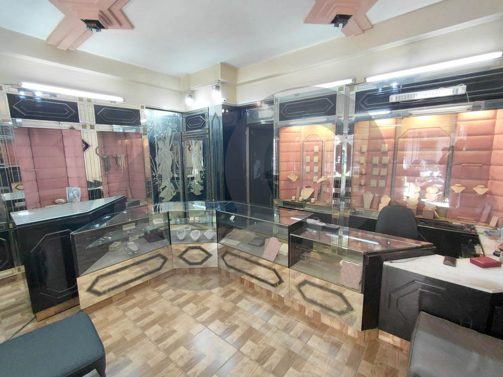 GREAT DEAL, SHOP FOR SALE, SAD AL BAOUCHRIYEH- METN — الصورة 3