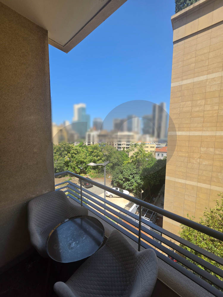 EXCEPTIONAL DEAL | APARTMENT IN DOWNTOWN BEIRUT – EMBASSY COMPOUND — الصورة 3