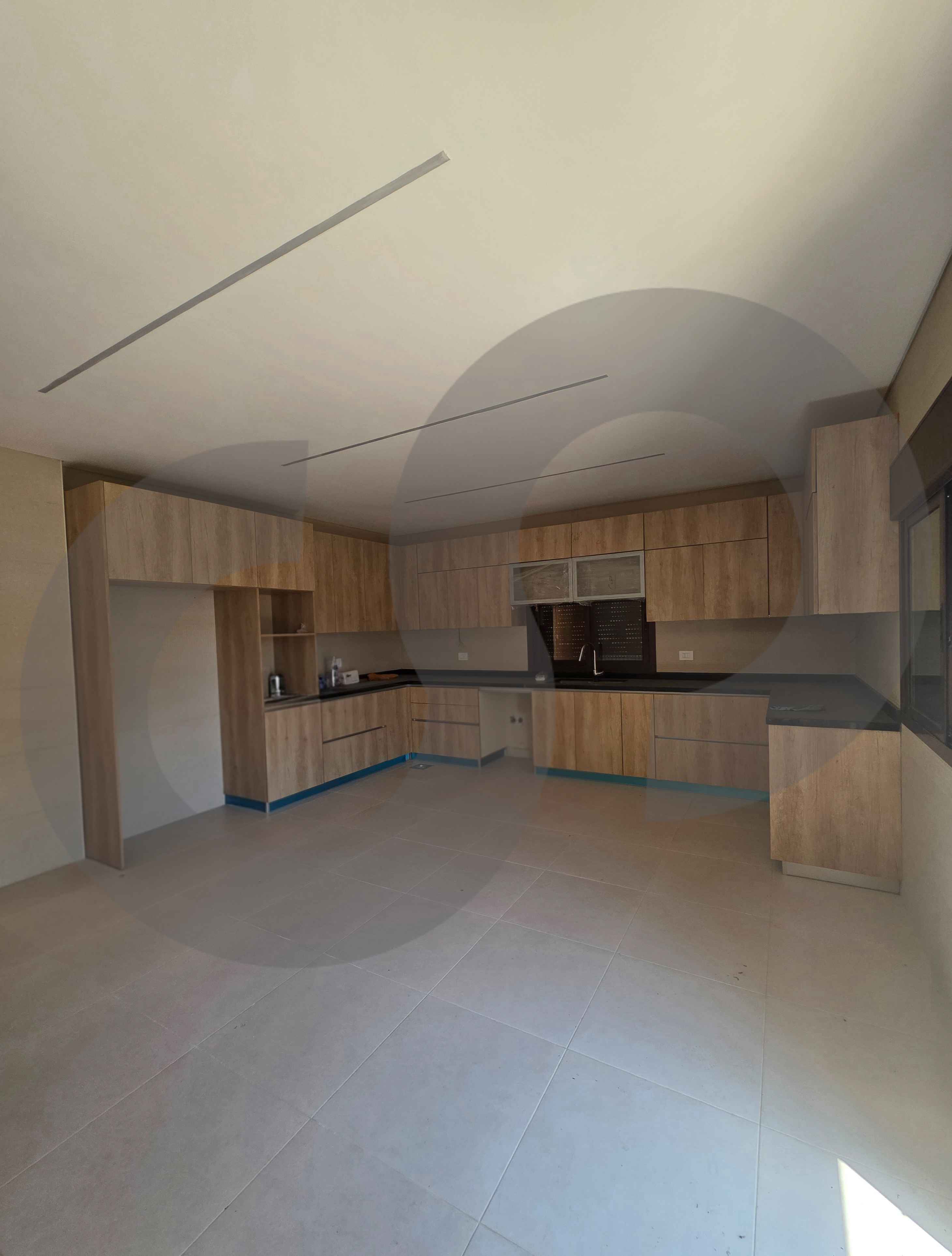 VILLA/ PRIVATE POOL AND GARDEN/Souk el Ghareb - Aley — الصورة 3