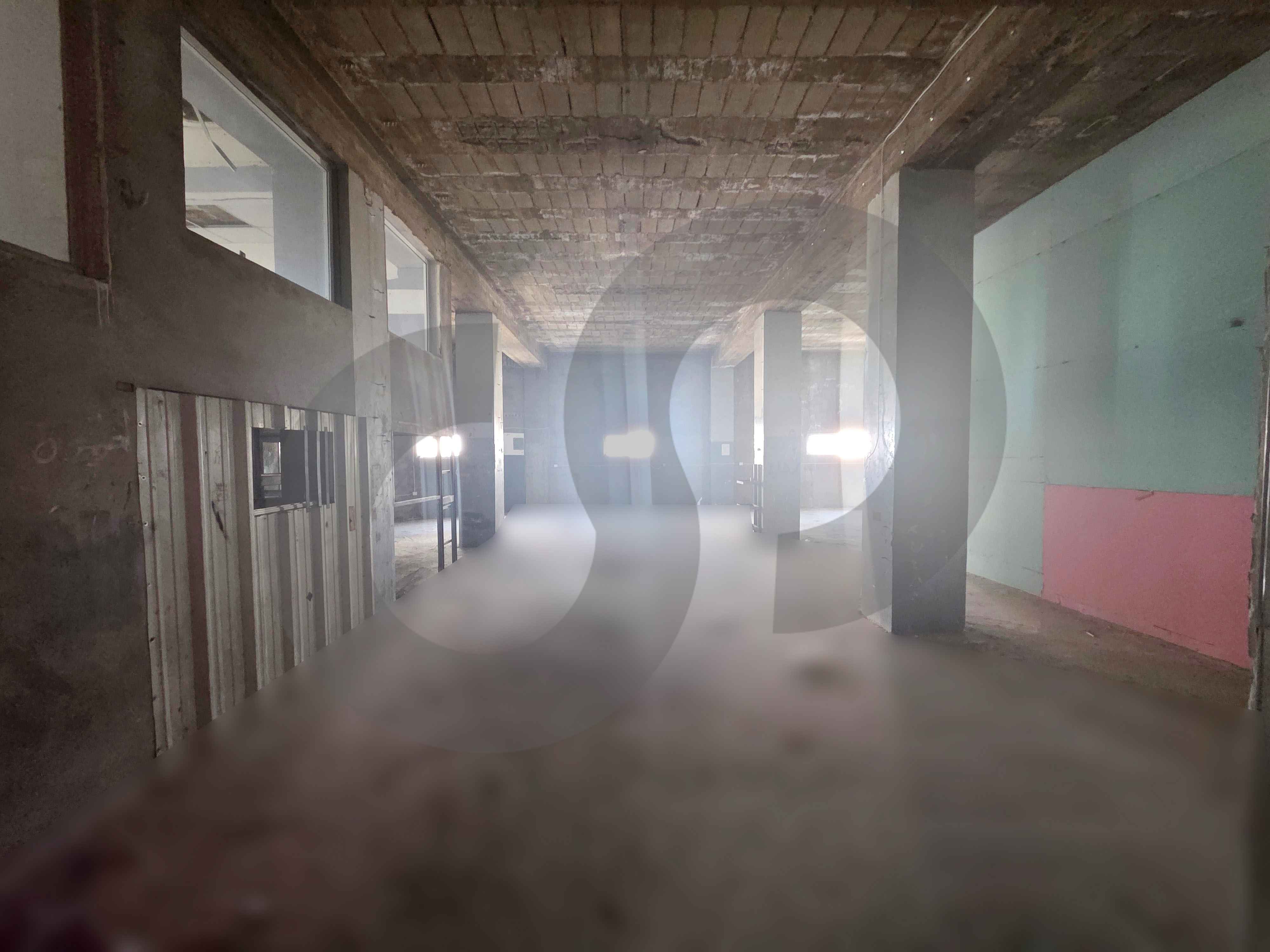 Workshop for rent, consisting of 3 offices/ZOUK MOSBEH,KESEROUAN — الصورة 3