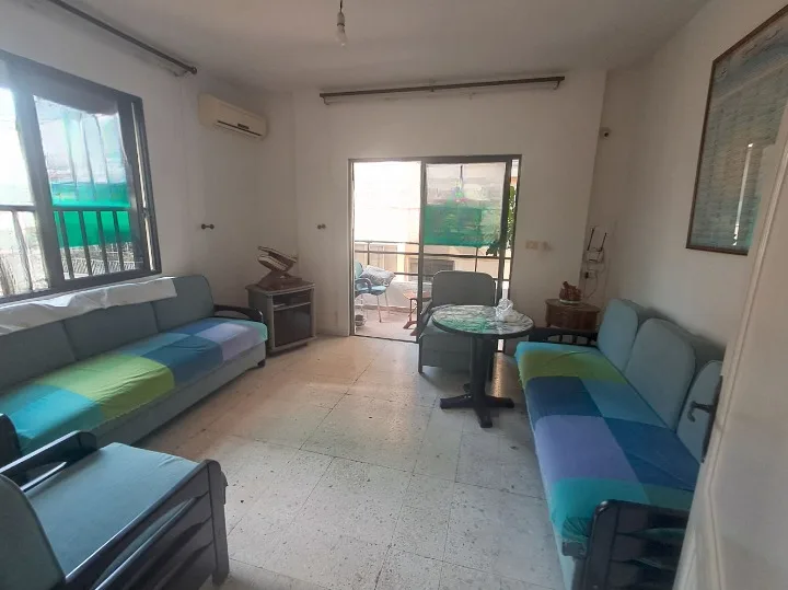 Apartment for Sale in Ras El Nabaa — الصورة 5