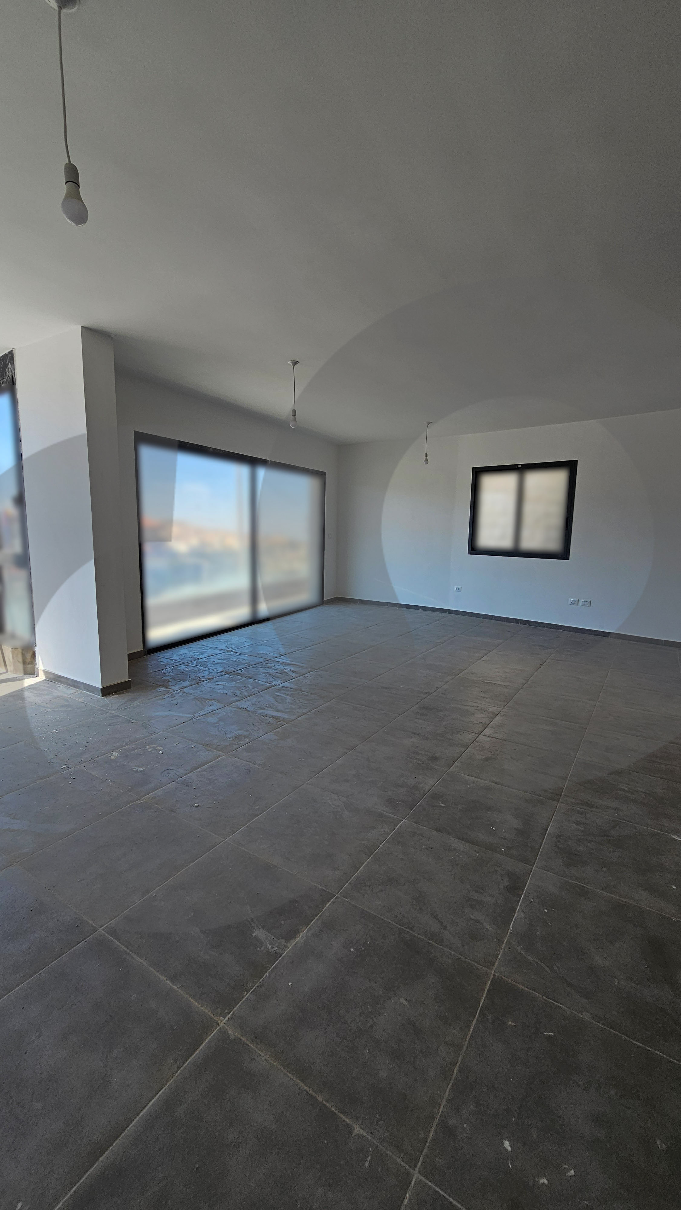 BRAND NEW OFFICE/on the highway/Parking lots available/Rwayset, Sawfar,ALEY — الصورة 2