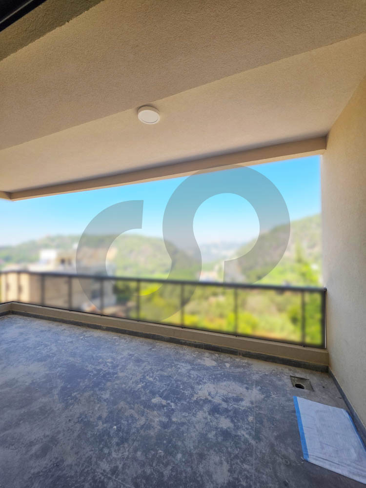 calm and scenic neighborhood/duplex/mountain views/Jouret El Ballout,metn — الصورة 3