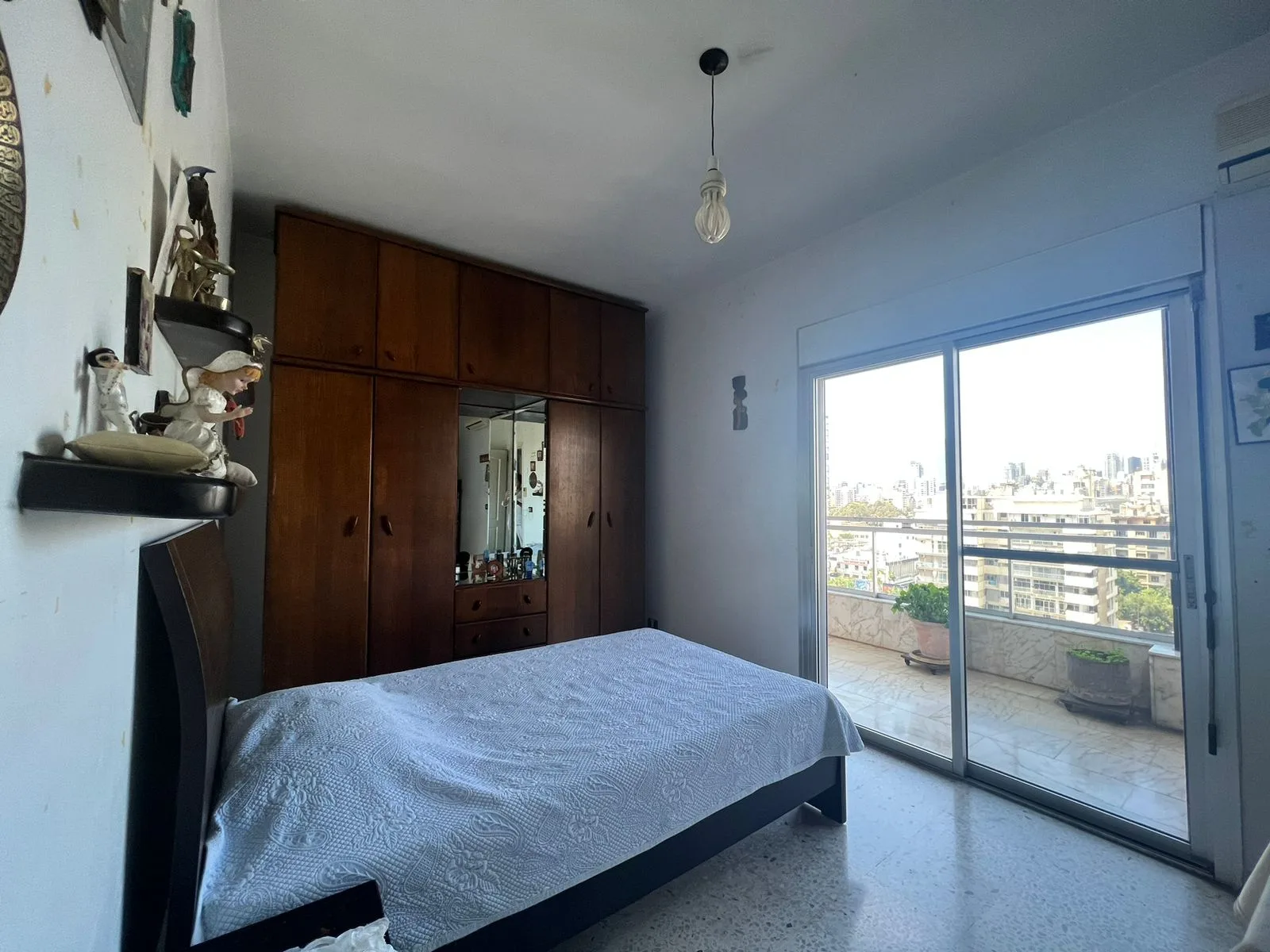 Apartment for Sale in Badaro, Beirut, Lebanon — الصورة 6