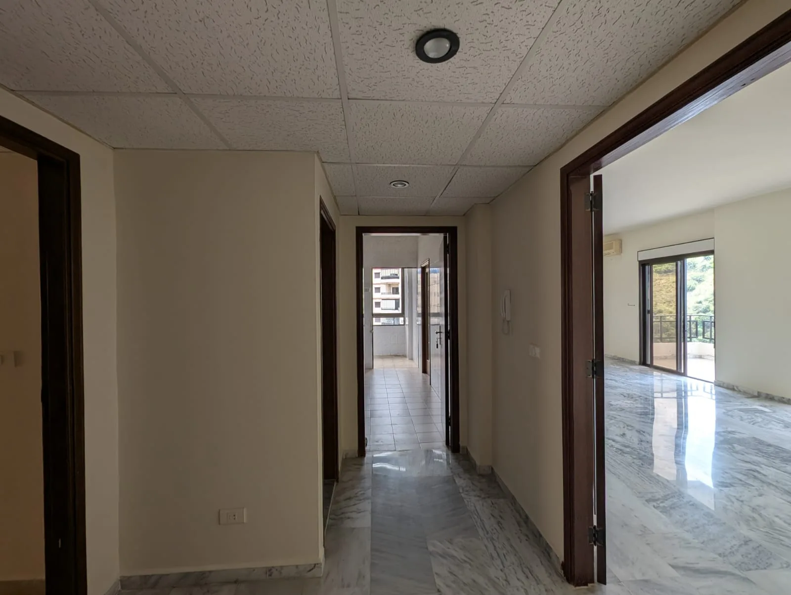 Apartment for Sale in Bsaba — الصورة 9