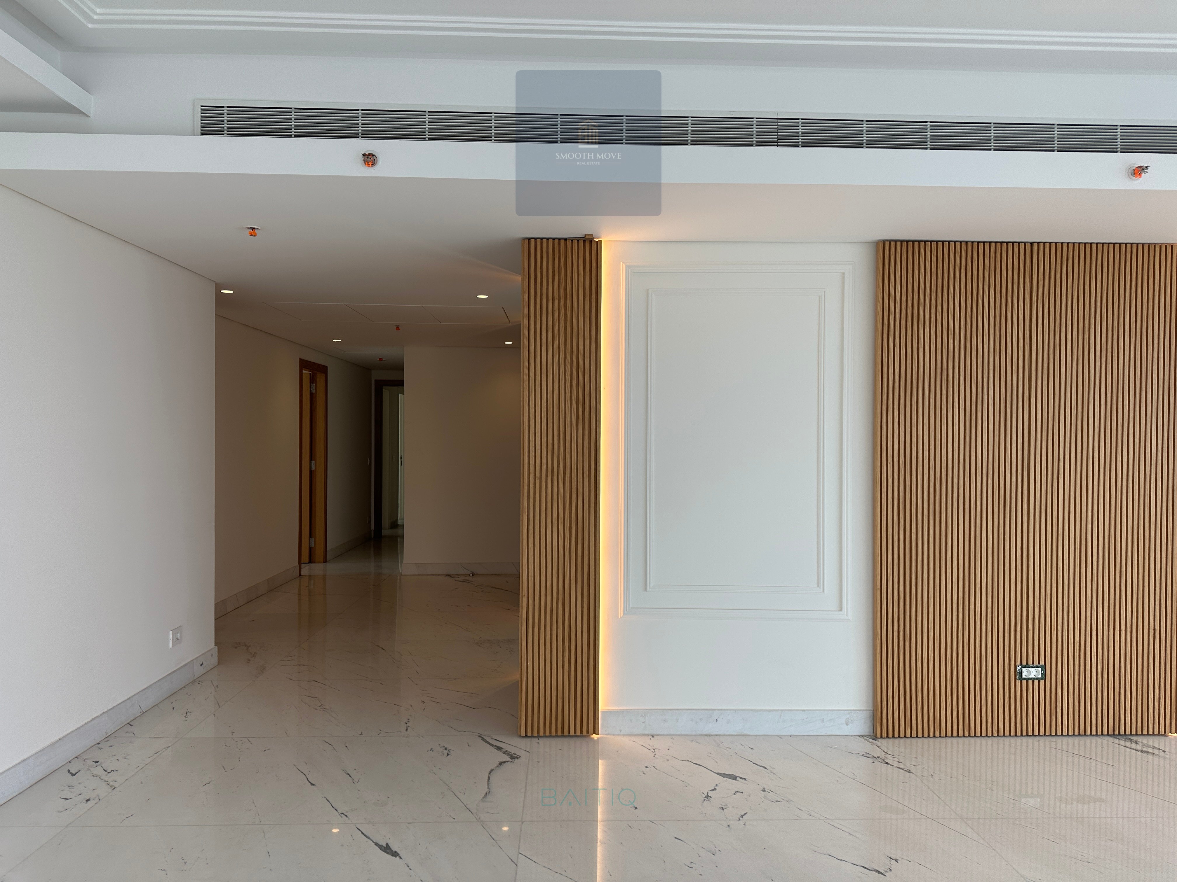Luxury Seaview Apartment for Rent or for Sale in Ain Al Mraiseh, Beirut — الصورة 2