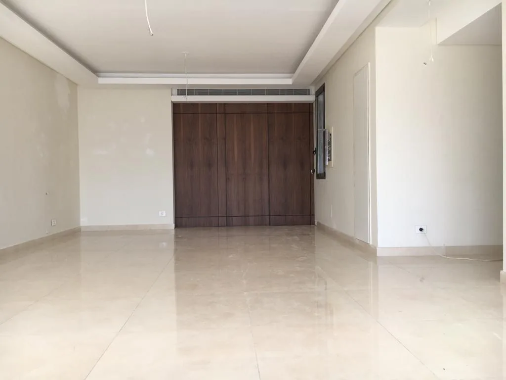 Apartment for Sale in Achrafieh, Beirut, Lebanon — الصورة 4