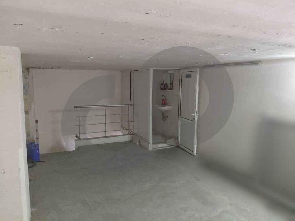Shop for rent in Bourj Hammoud — الصورة 2