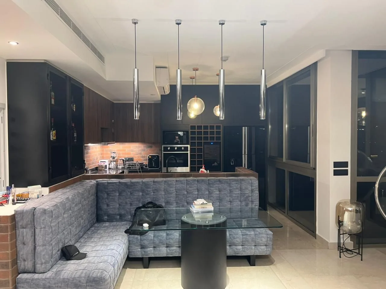 Apartment for Sale in Hamra, Beirut, Lebanon — الصورة 2