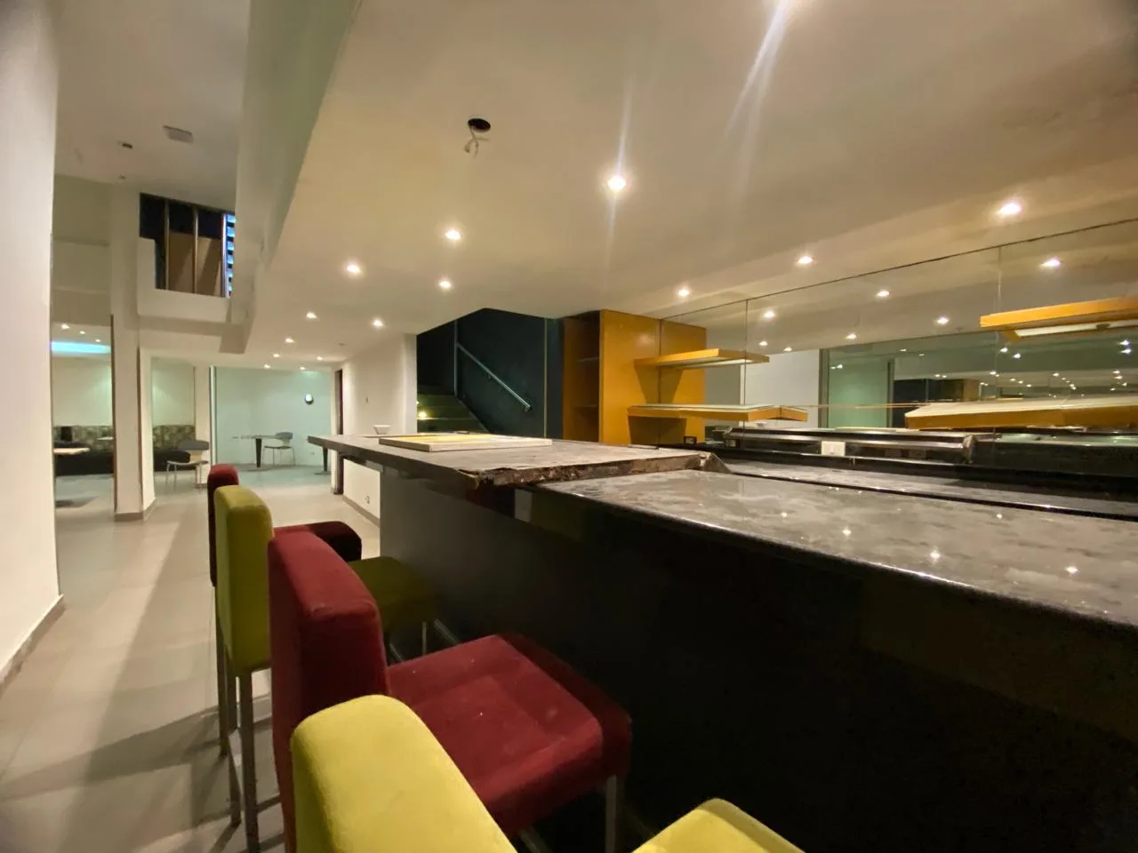 Restaurant for sale in Achrafieh — الصورة 3
