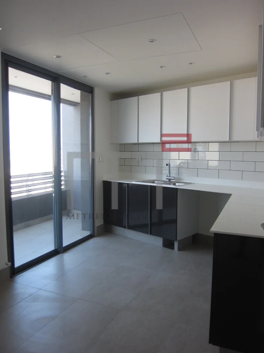 Duplex for Sale in Achrafieh — الصورة 2