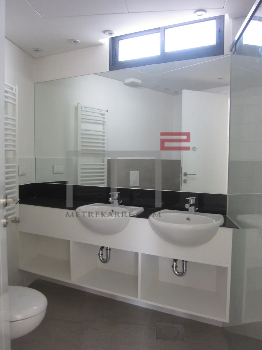 Duplex for Sale in Achrafieh — الصورة 3