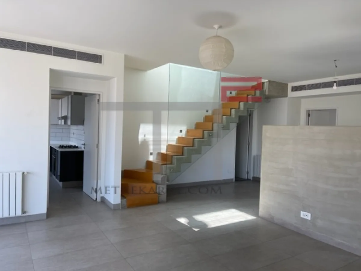 Duplex for Sale in Achrafieh — الصورة 4