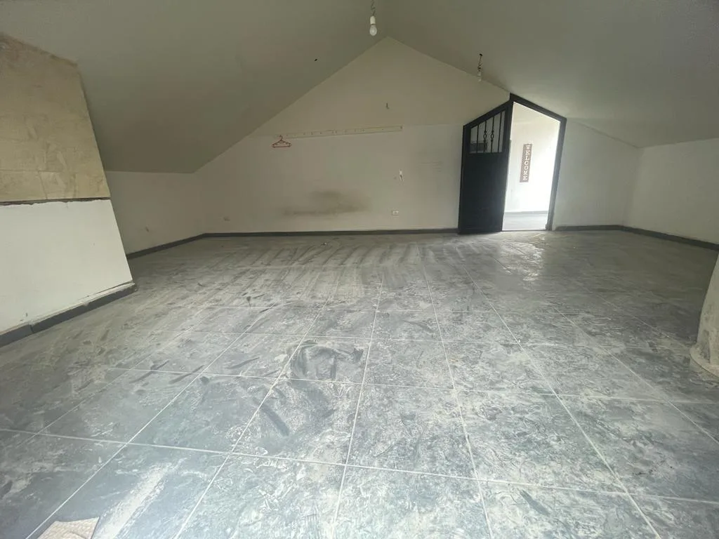 Office for Sale in Batroun — الصورة 2