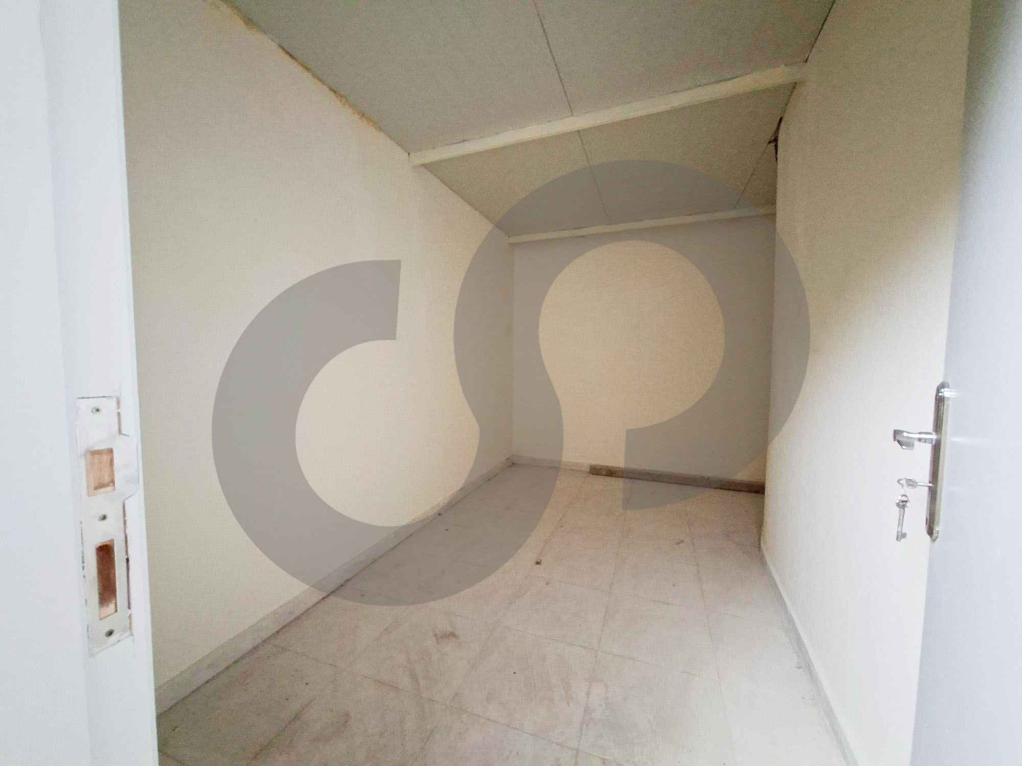 WAREHOUSE/main road in Betchay, Baabda — الصورة 2