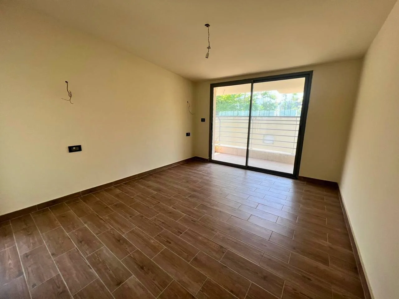 Duplex for Sale in Kfar Hbab, Lebanon — الصورة 4
