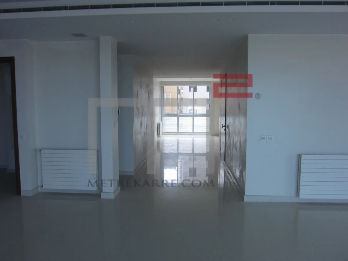 Apartment for Rent in Gemmayze — الصورة 4