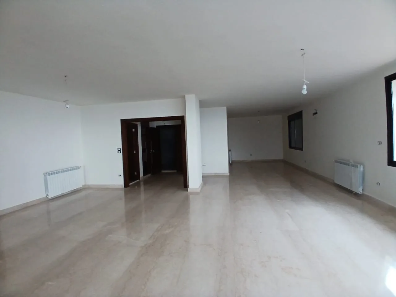 Apartment for Sale in Mazraat Yachoua, Lebanon — الصورة 2