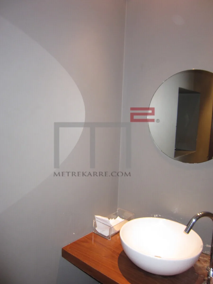Office for Rent in Achrafieh — الصورة 4