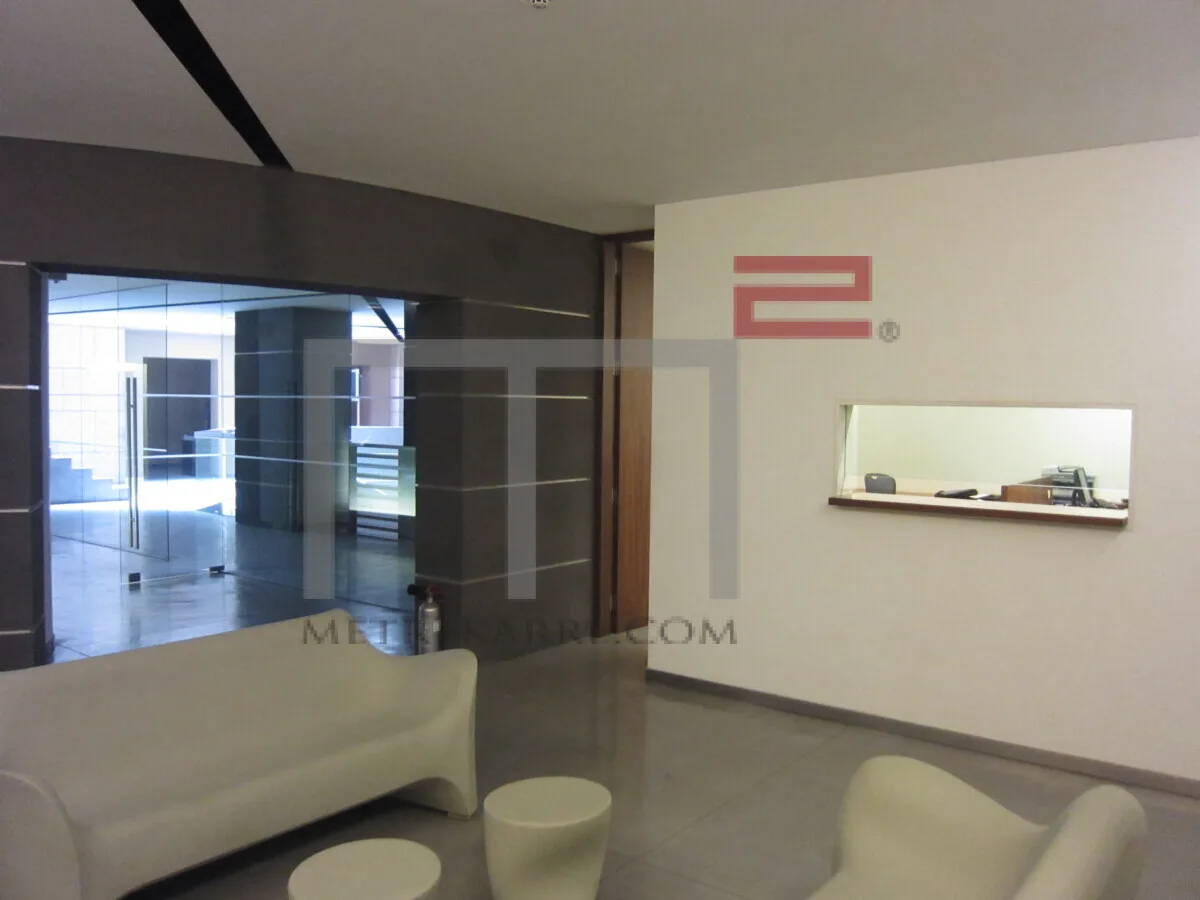 Office for Rent in Achrafieh — الصورة 2