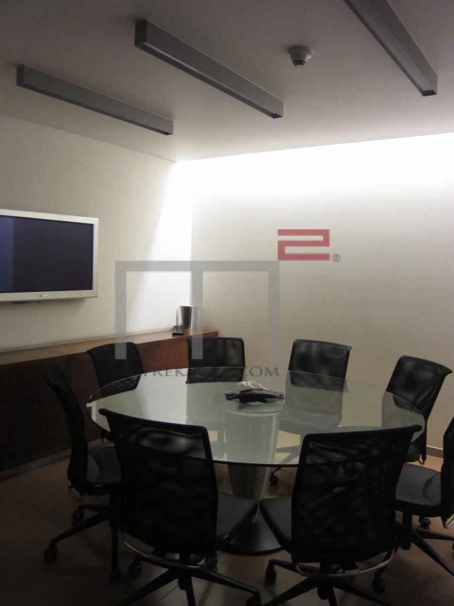 Office for Rent in Achrafieh — الصورة 4