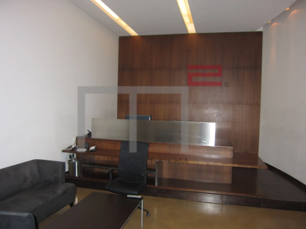 Office for Rent in Achrafieh — الصورة 2