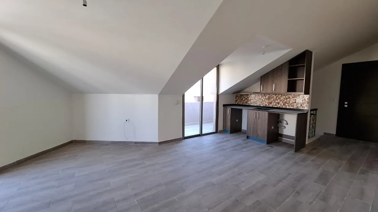 Duplex for Sale in Qartaboun , Lebanon — الصورة 5