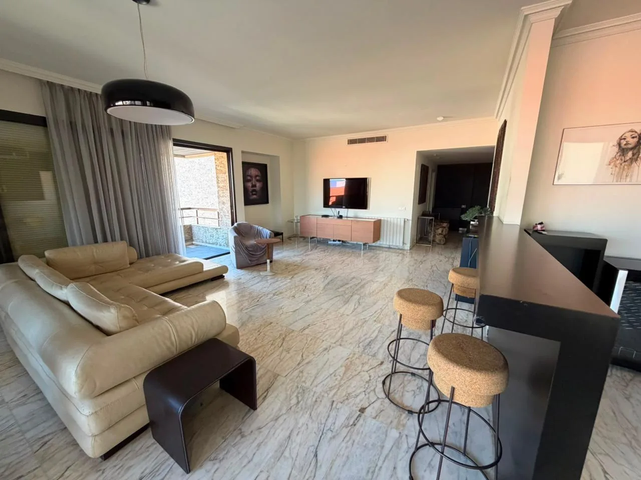 Apartment for Rent in Achrafieh — الصورة 2