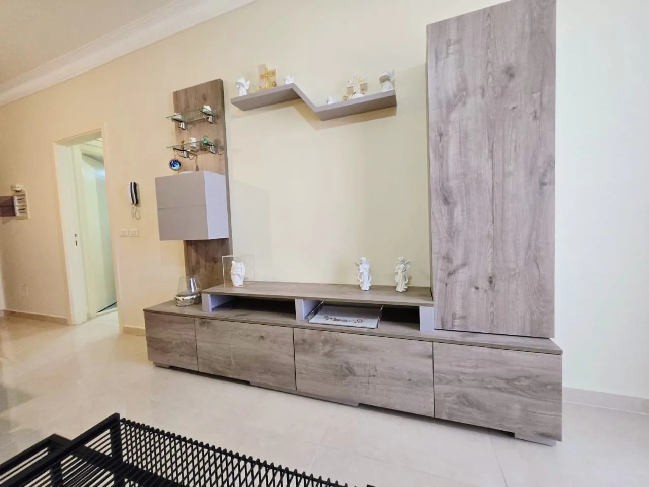 Apartment for Rent in Batroun — الصورة 3