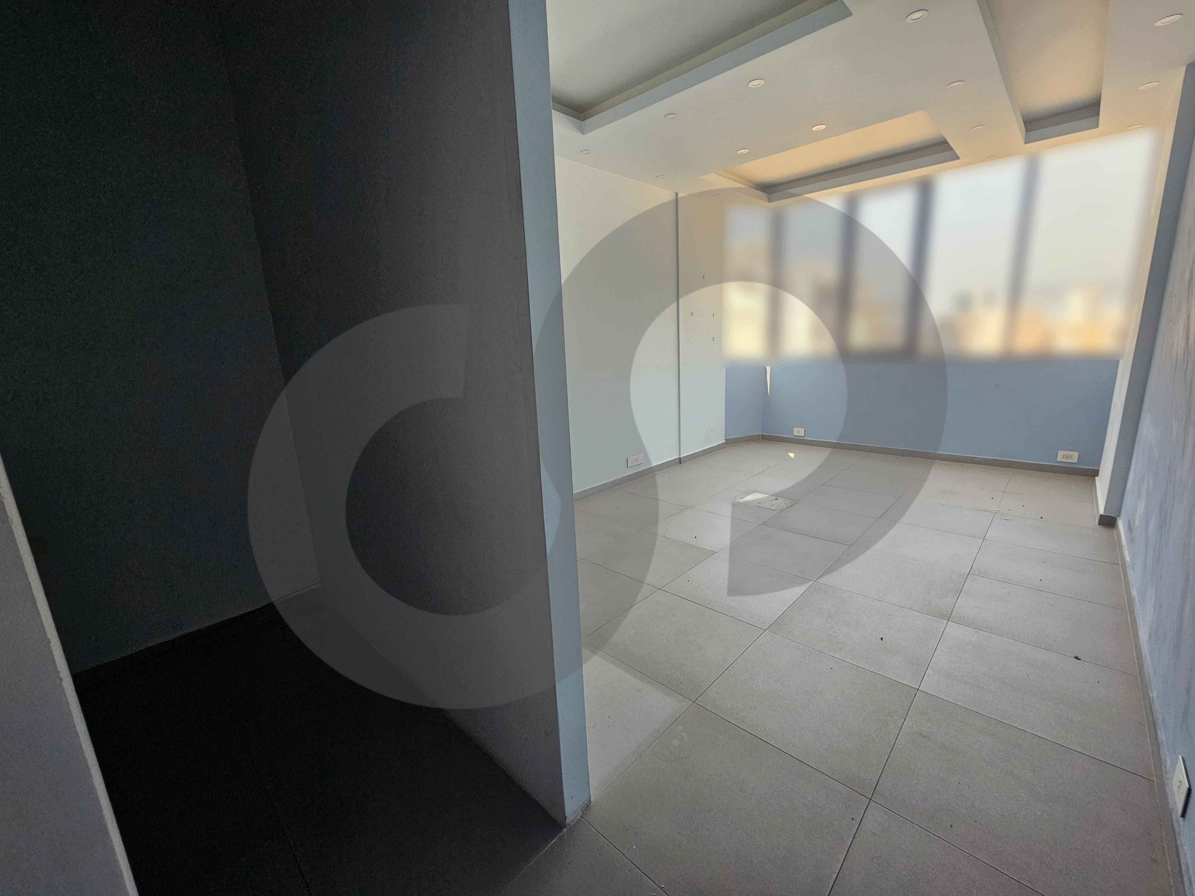 RRENTAL OFFICE/ semi-furnished/prime and convenient location/JDAIDE,METN — الصورة 2