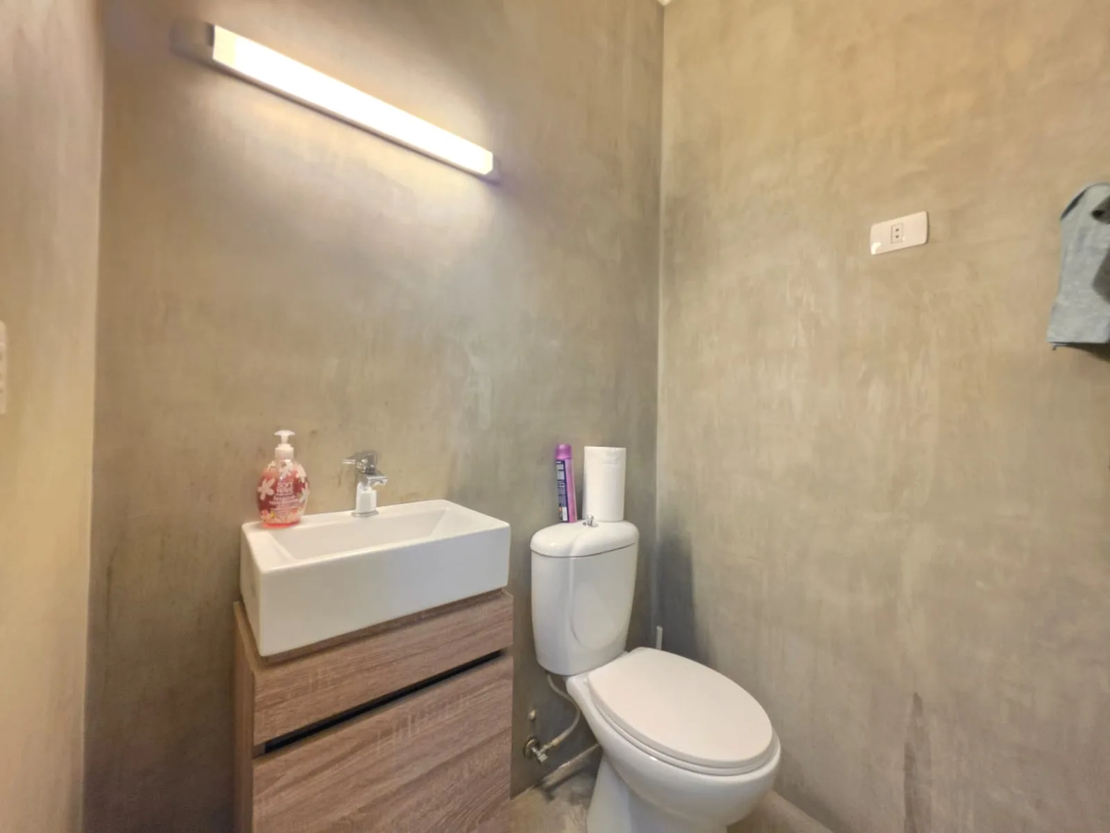 Office for sale in Hazmieh — الصورة 7