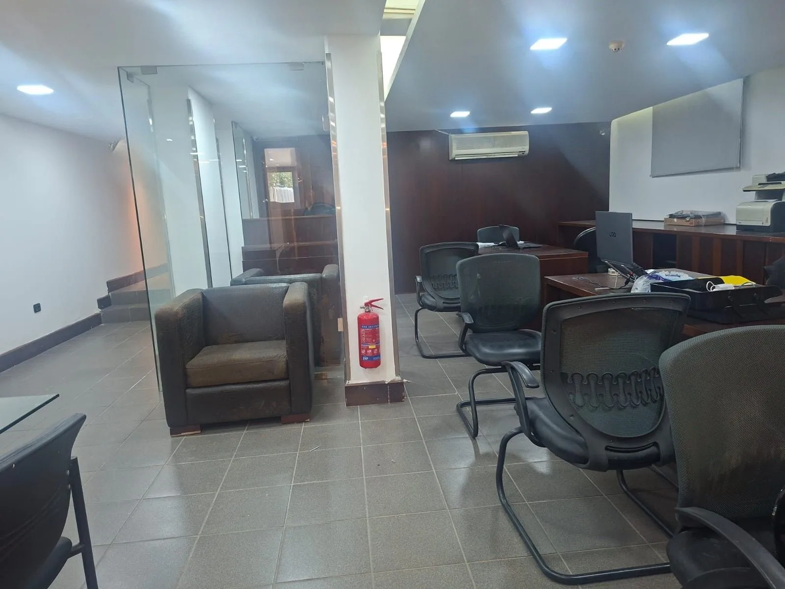 Shop for sale in Ain El Mreisseh, Beirut, Lebanon — الصورة 5