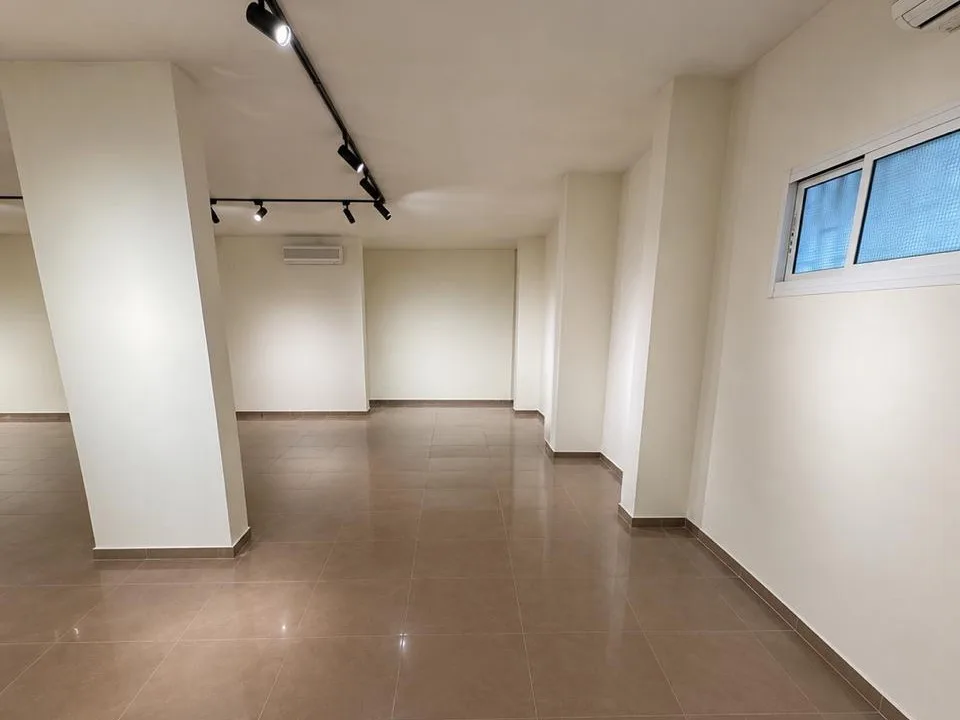 Shop for sale in Ain el remmeneh, baabda — الصورة 4