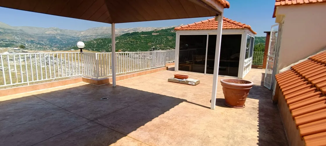 Chalet for sale in Faitroun — الصورة 6