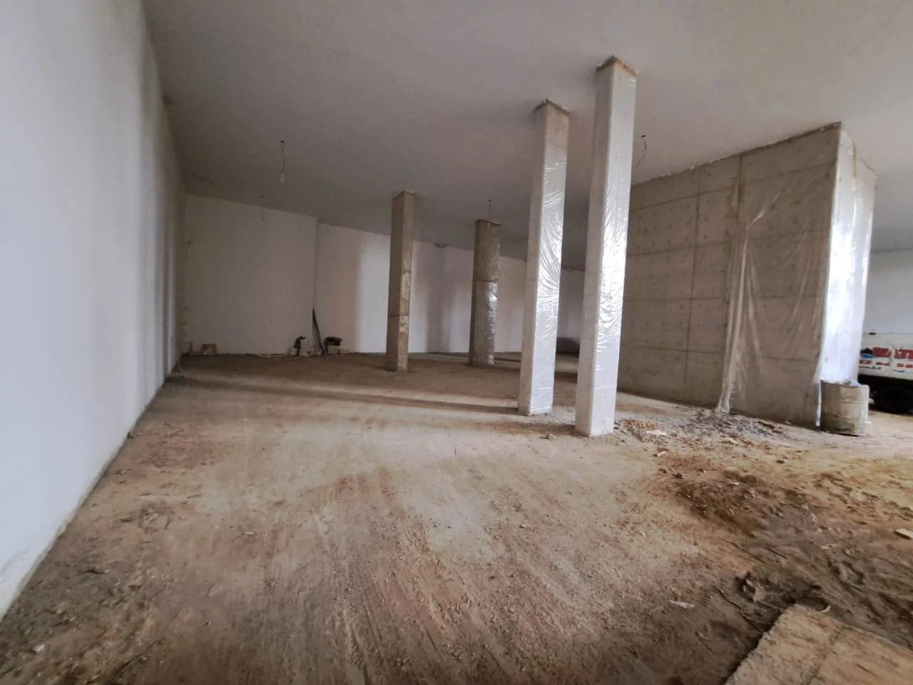 Warehouse for rent in Sabtiyeh — الصورة 2