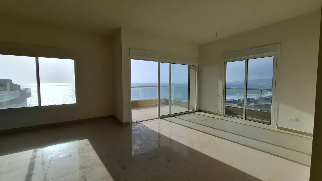 Apartment for Sale in Halat