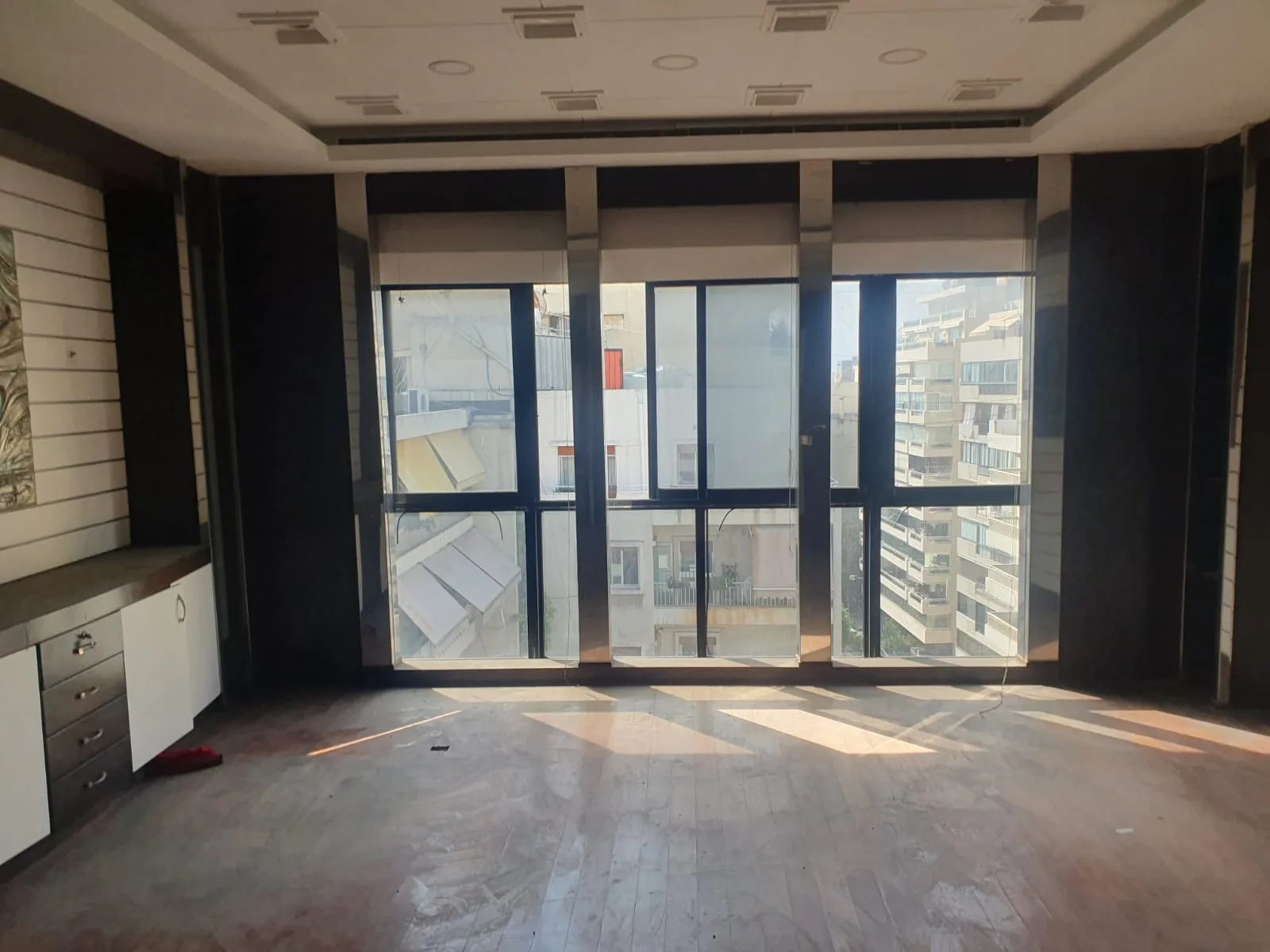 Office for rent in Verdun Beirut — الصورة 2