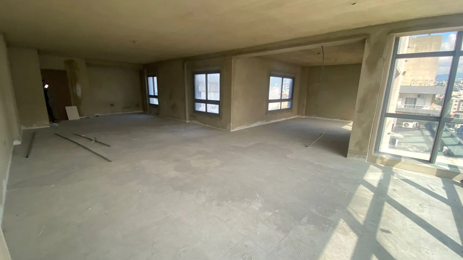 Office for rent in Zalqa, Lebanon — الصورة 3