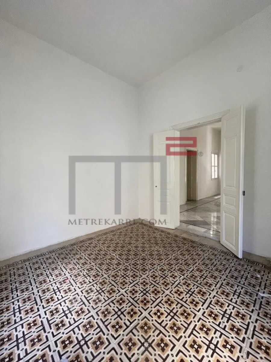 Office for Rent in Gemmayze