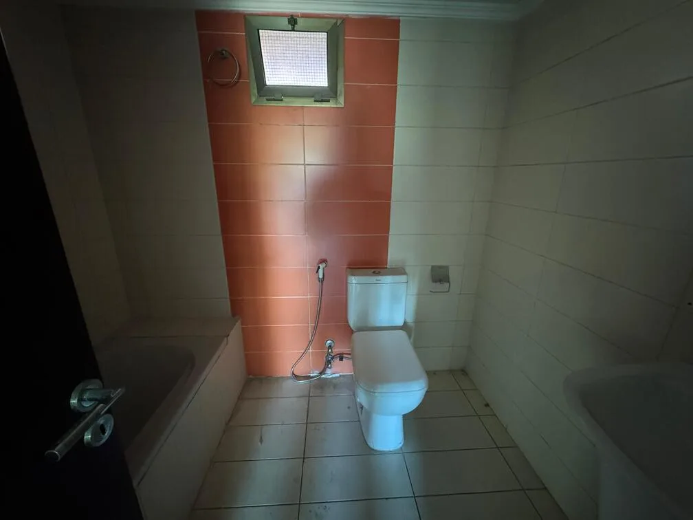 Apartment for Sale in Kaskas, Beirut — الصورة 10
